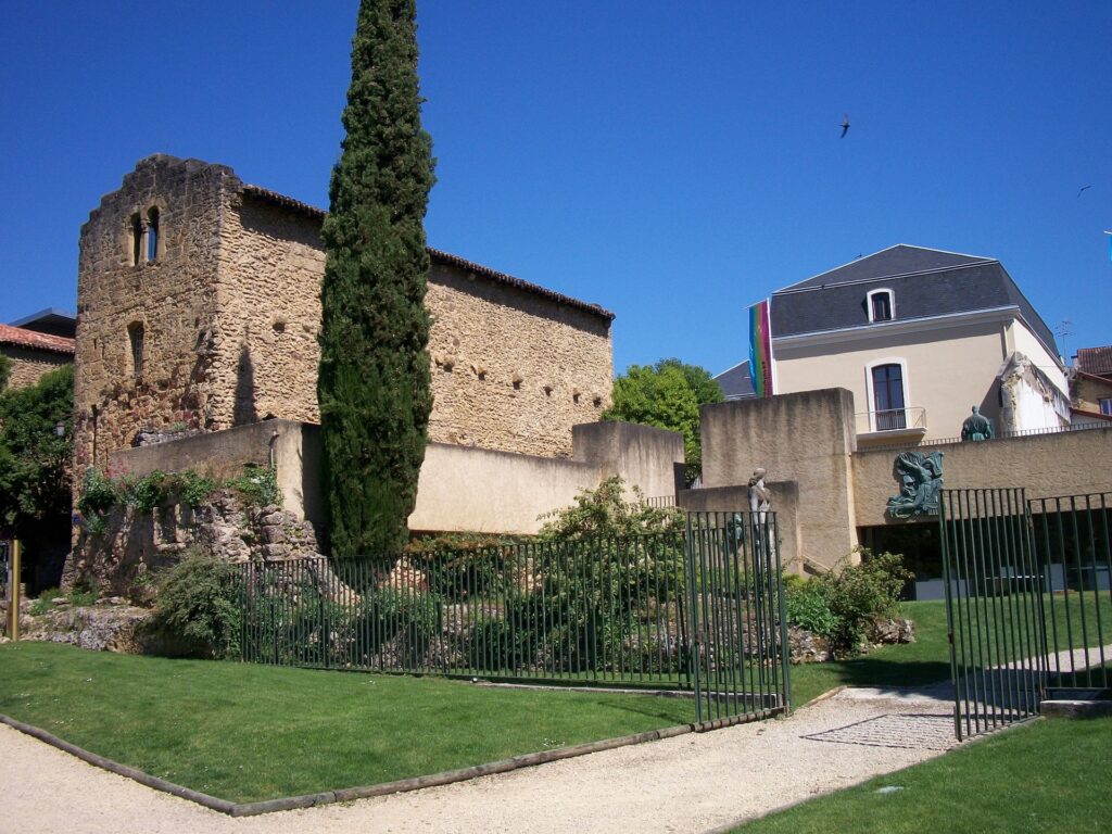 Museo Dubalen Mont de Marsan Francia